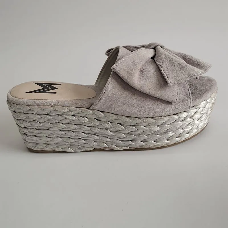 

Shoes Woman 2021 House Slippers Platform Pantofle Heeled Mules Butterfly-Knot Flock On A Wedge New High Summer Rubber PU Scandal