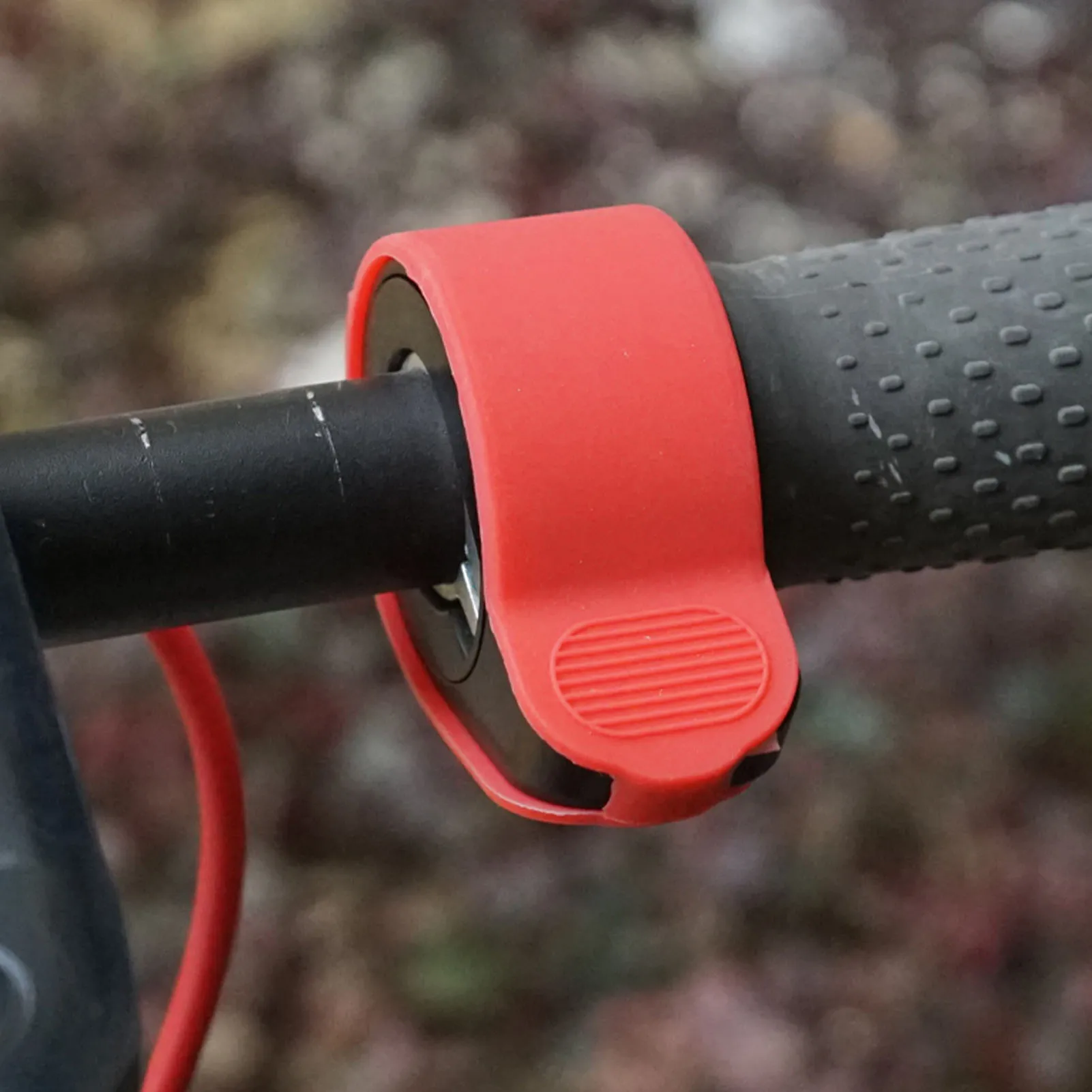 

Scooter Handlebar Silicone Sleeve Thumb Throttle Accelerator Protective Case Fixing For M365/1s/PRO/MAX G30 Scooter Part Sleeve