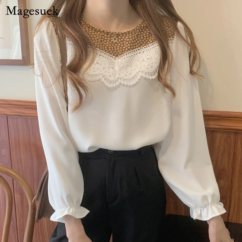 

2021 Spring New Chiffon Shirt O Neck Crochet Lace Hollow Patchwork Blouse Women Floral Print Flare Sleeve Loose Top Blusas 13287
