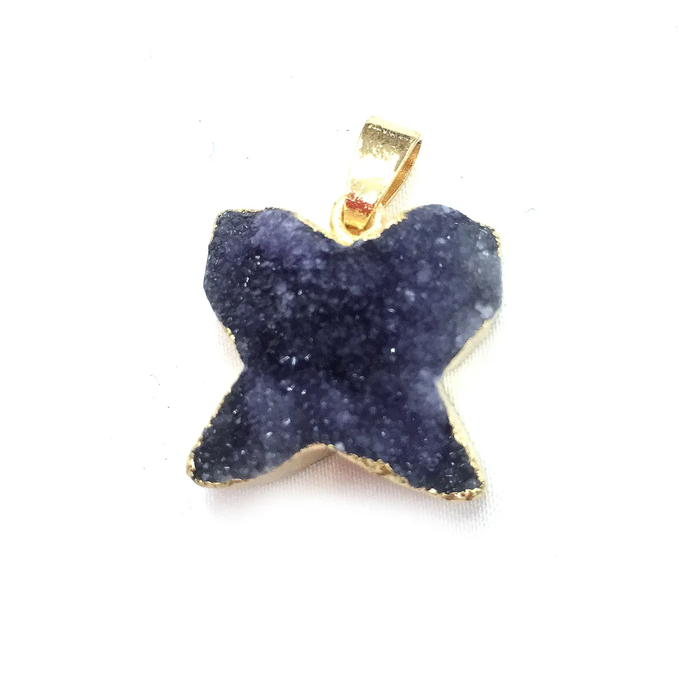 

Hot sale Natural Butterfly Shaped Agates Pendants Making for Jewelry Necklace Charm Accessories Gift For Women Size 20x20mm