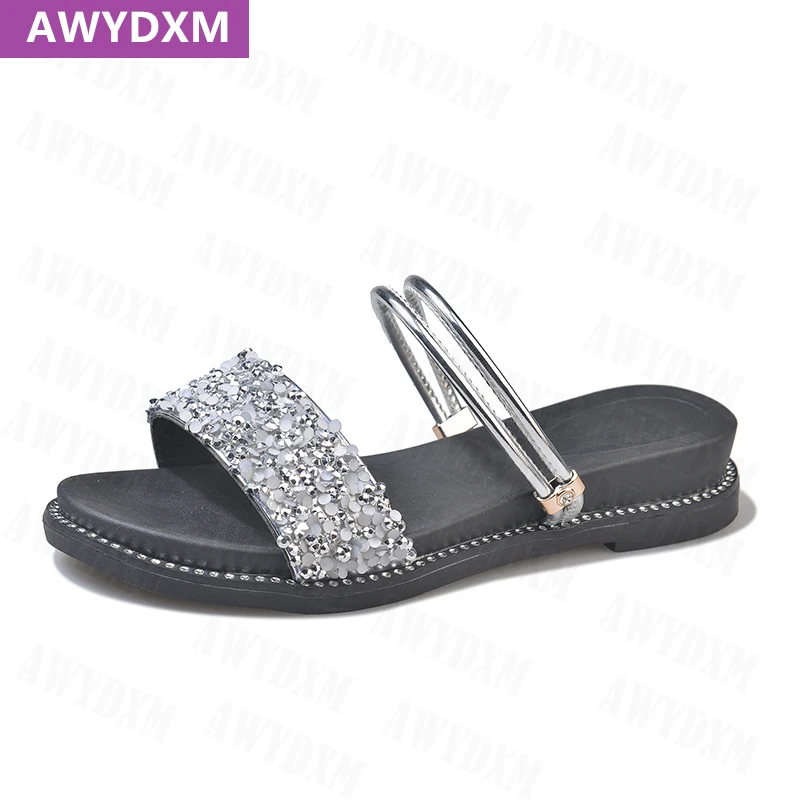

2021 New Summer Autumn Women Flats Shoes Bling Sandals Designer Sweet Slipper Dress Flip Flops Open Toe Slides Beach Designer