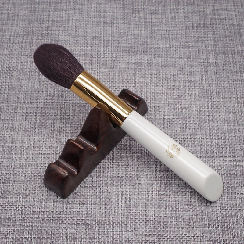 M06 профессиональный ручной работы Макияж Кисти Круглый румяна кисть