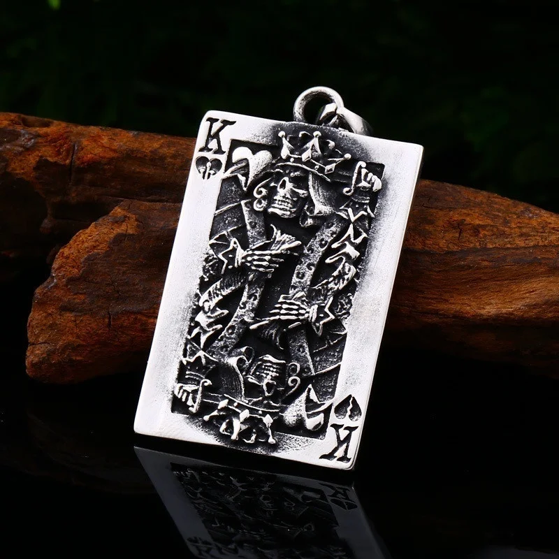 

2021 New exaggerated playing card king K skull pendant necklace for men sliding metal skeleton pendant accessories party jewelry