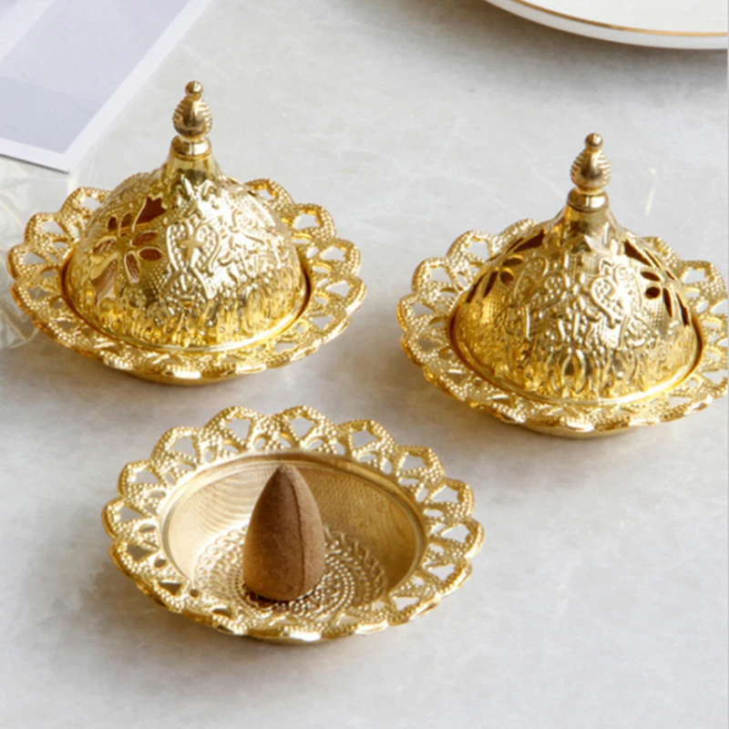 

Small Incense Burner Metal Iron Luxury Hollow Arab Style Censer Holder for Home Bedroom Living Room Decoration