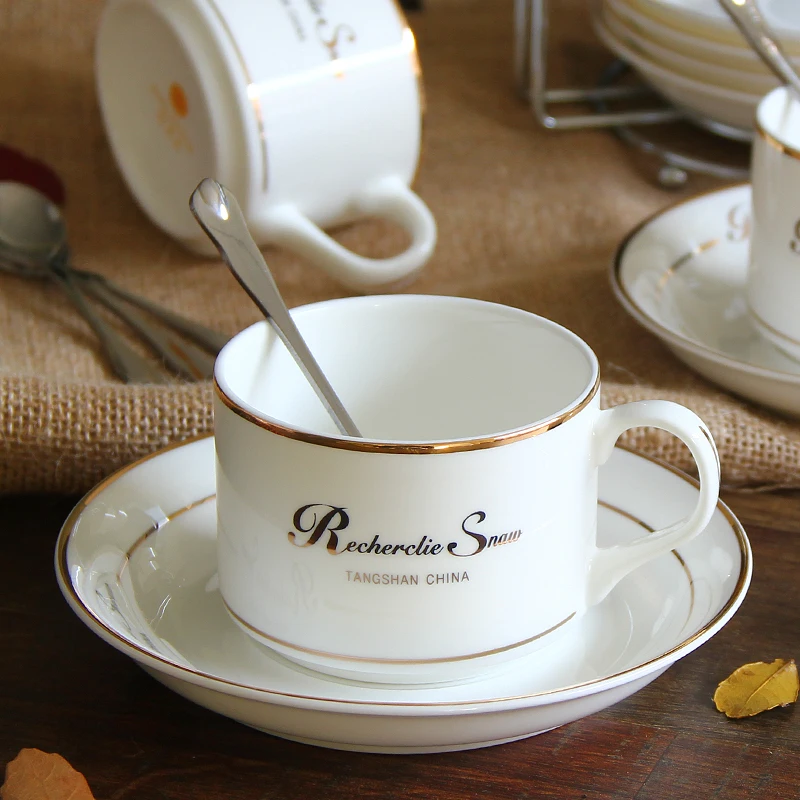 Костяной фарфор кофейная чашка и блюдце набор минимализм керамический цветочный