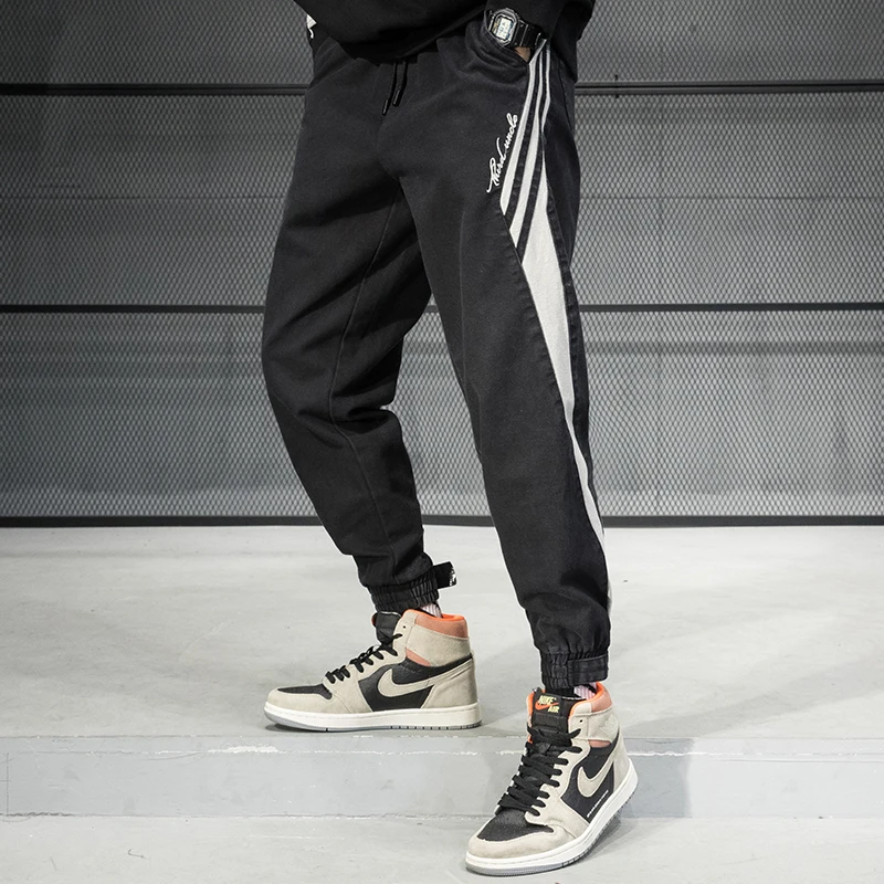 Модные мужские джинсы в Корейском стиле Черные Серые полосатые Сращенные