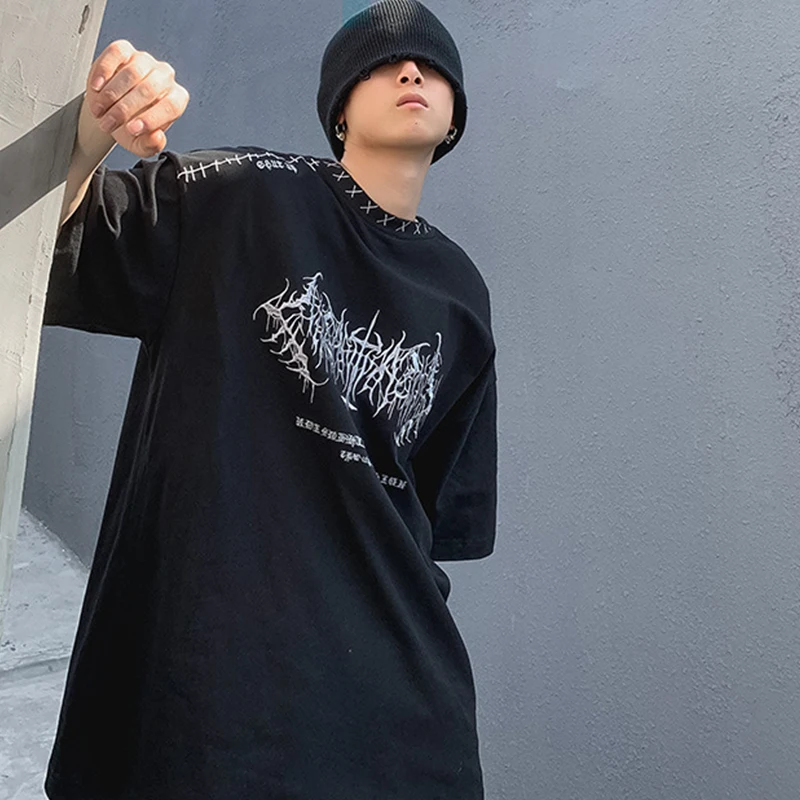 

The European and American gothic T-shirt men loose embroidered diablo with short sleeves