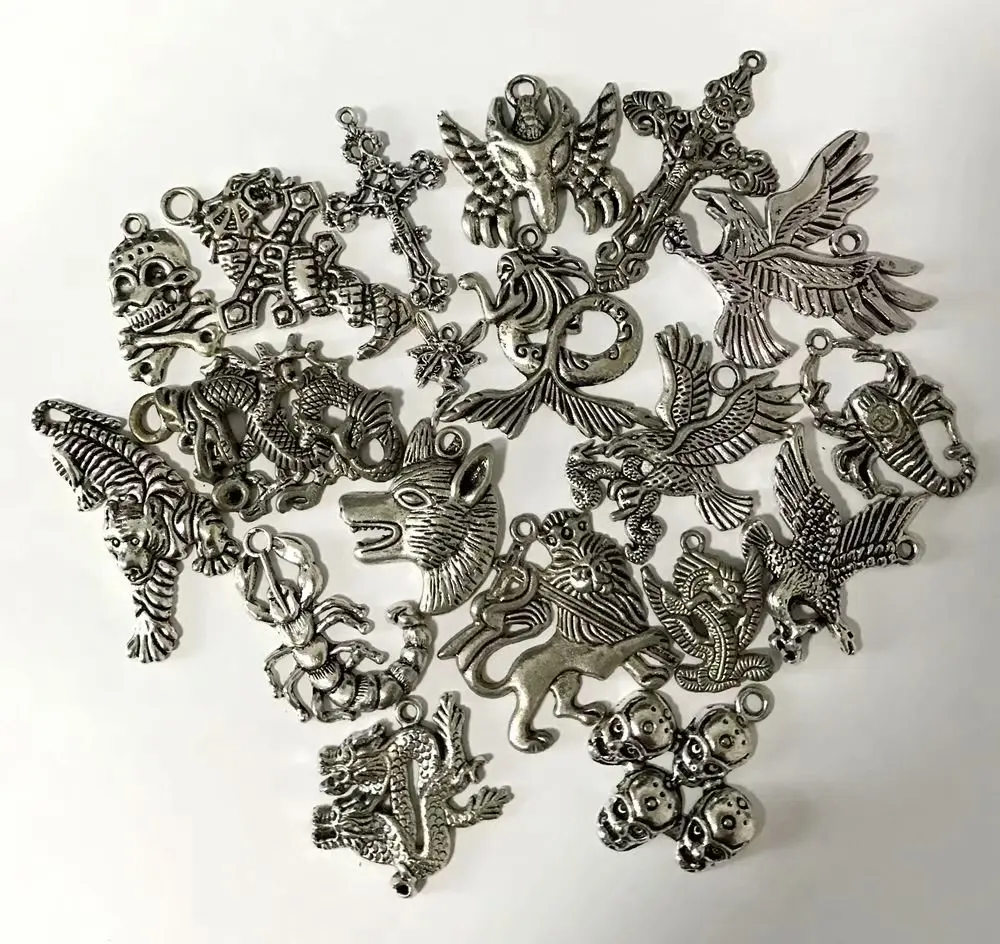 

20 pcs Classic Alloy Color Biker Mixed Totem Pendant Fashion Men's Punk Jewelry Gift