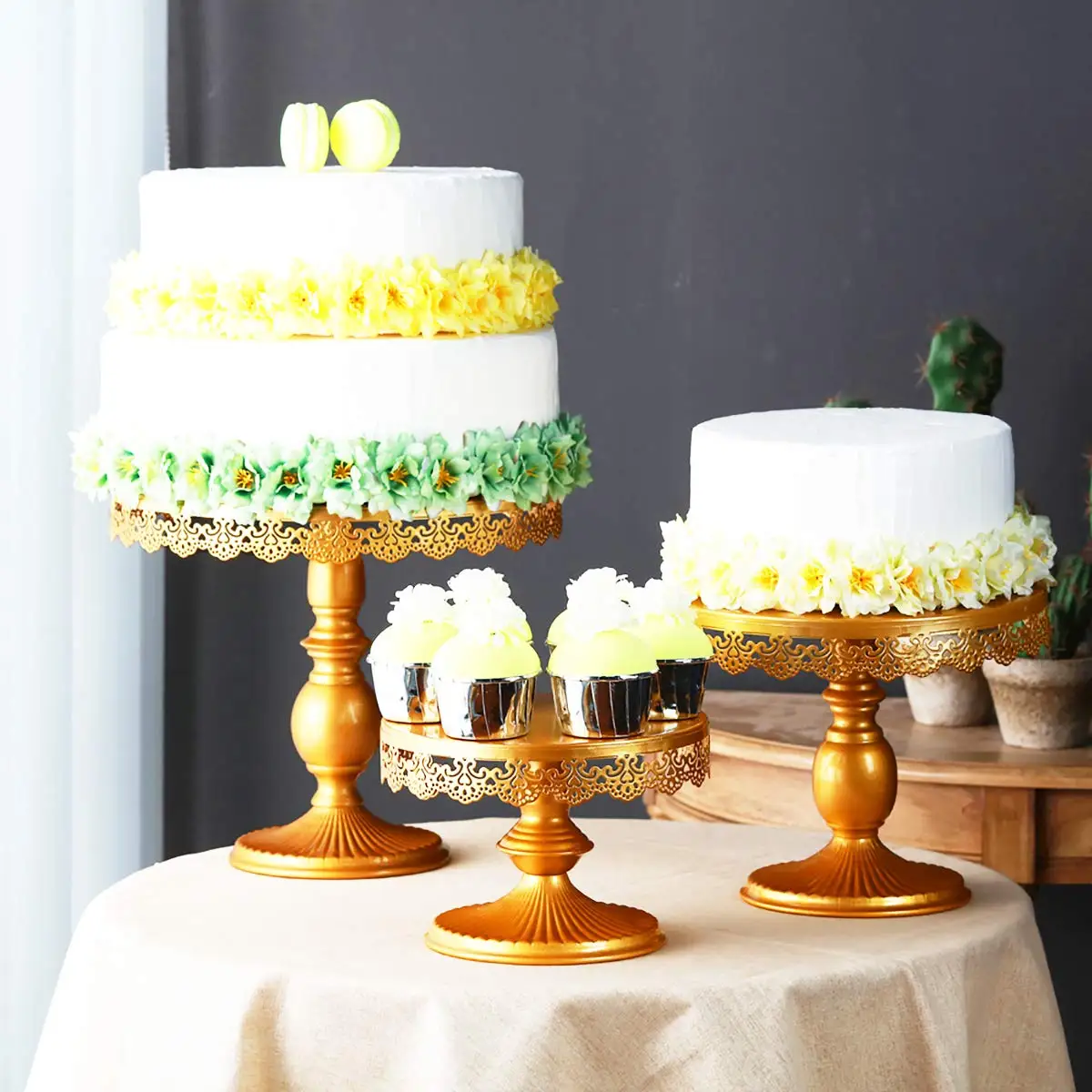 Набор из 7 предметов подставка для торта золотого и белого цвета круглый
