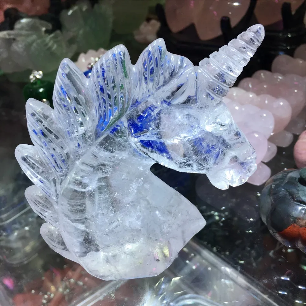 Натуральные кварцевые кристаллы единорог ручная резьба полированная удачи