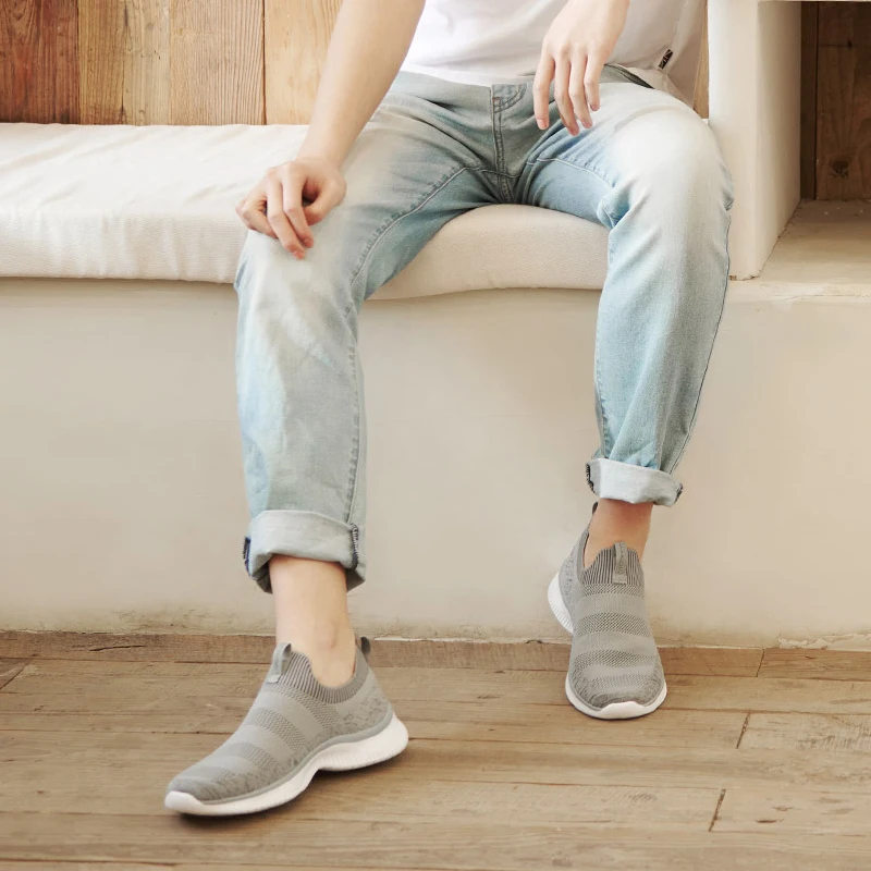 Легкая прогулочная пара повседневных туфель плетеный верх цельный Носок дышащая