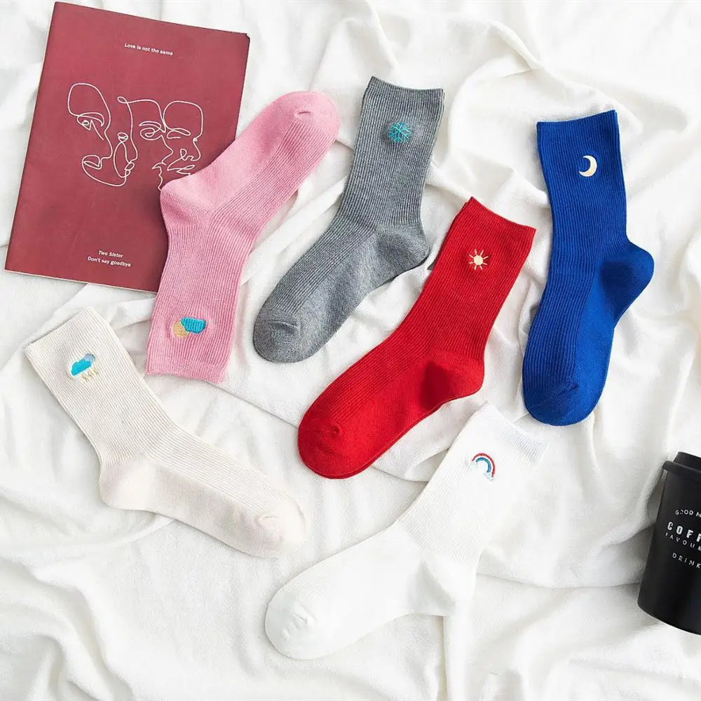 Корейский тренд женские Носки с рисунком из погоду вышивка техника double needle ворс