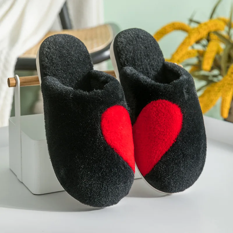 Women Indoor Slippers Warm Plush Home Slipper Couples Autumn Winter Love Heart Shoes Women House Flat Floor Soft Bedroom Shoes