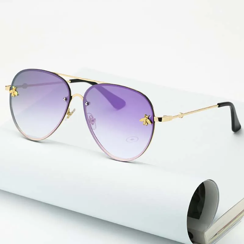 

Sighttoo Fashion Women Little Bee Pilot Sunglasses Colourful Rivet Glasses Shades Female Male Outdoor Traveling Eyeglasses UV400