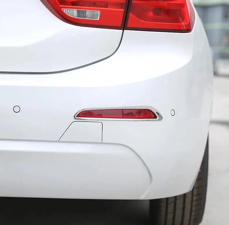 

2pcs ABS Bright Silver Rear Fog Lamp Decoration Cover Strips Frame Trim For BMW 2 Series 218i 7 Seats F45 F46 2015-2017