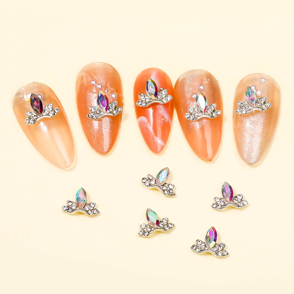 

10pcs3D Glitter Rhinestone Crown Alloy DesignAB Rhinestone Crystal Decorative Nail Parts Light Luxury Metal Nail Art Accessories