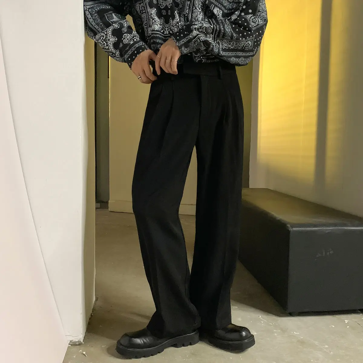

2020 Men's Office Trousers Formal Casual Pants High Wide Legs Pants Loose Straight Male College Style Black Color Suit Pants