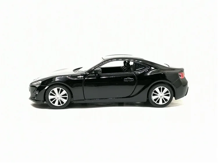 Модель автомобиля toyota 86 в масштабе 1:36 из сплава на две открытые двери | Игрушки и