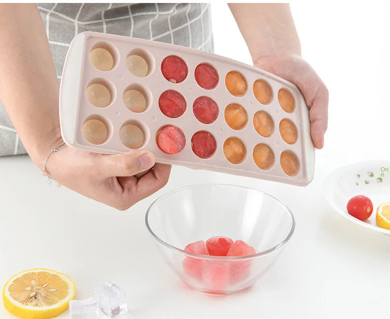

21 Grid Round Ice Lattice Whisky Ice Mold Spherical Fruit Juice Ice Maker Dessert Freezer Ice Cream Mold Kitchen Ice Cube Tray
