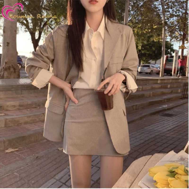 

Office Ladies Notched Collar Plaid Women Blazer Single Breasted Autumn Jacket 2021 Casual Pockets Female Suits Coat suit skirt