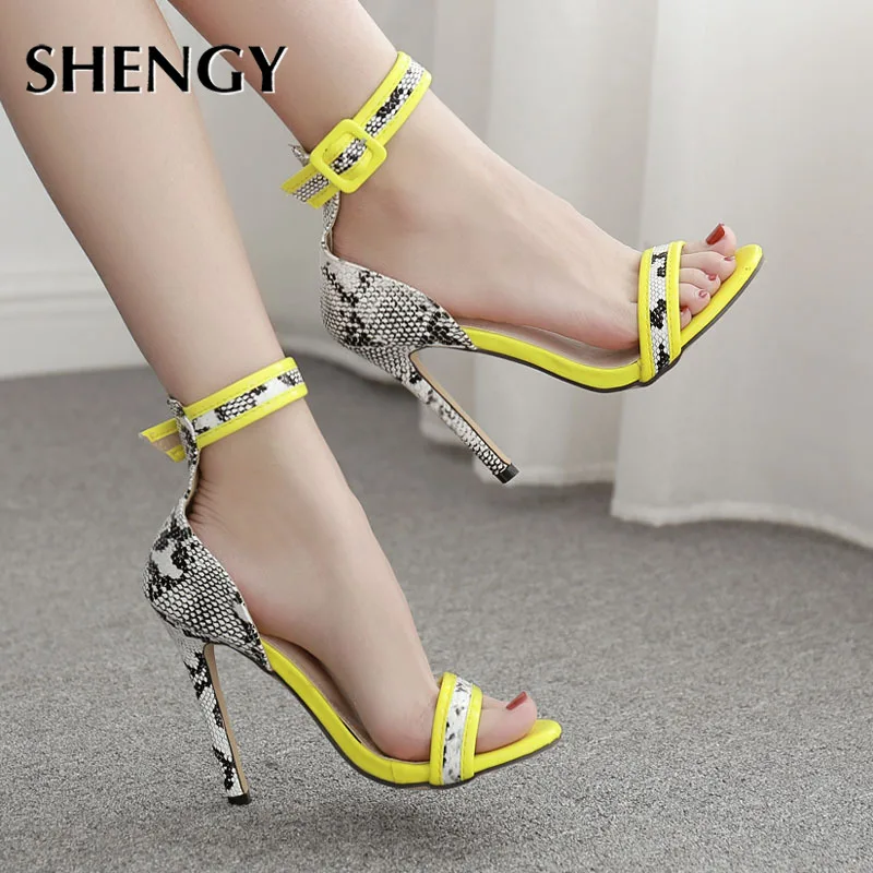 2020 Women Ankle Strap PUMPS Snake Print Thin Heel Fashion Peep Toe Ladies Shoes 2019 New Sandals | Обувь