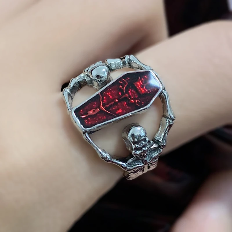 

Vintage Skull Ring for Women Men Gothic Punk Ring Hip Hop Personality Red Zircon Engagement Rings Night Club Accessories Gifts