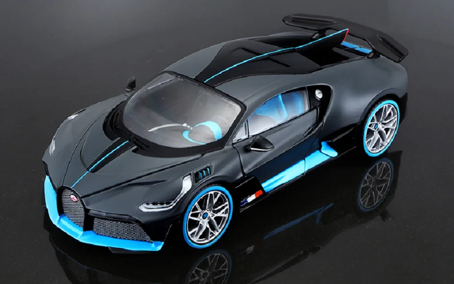 Maisto 1:24 Bugatti Chiron Divo литая модель гоночный автомобиль Транспортное средство новая в