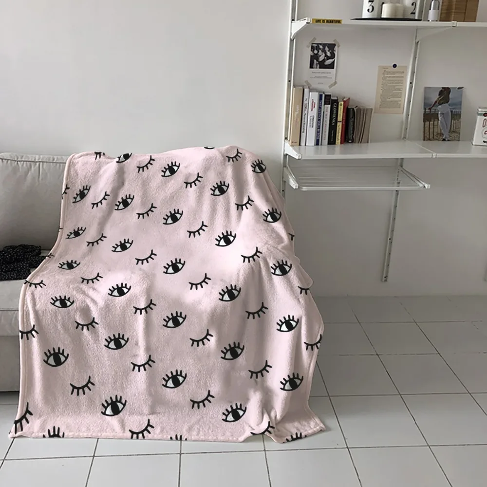 

Eyelash Throw Blanket Doodle Style Open and Closed Eyes Hand Drawn Sketch Abstract Cute Kids Design Warm Microfiber Blanket