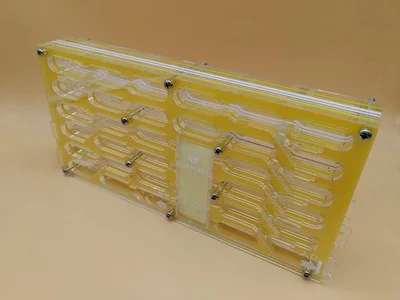 

SG3 single-slot version of pure acrylic nest (no activity area)