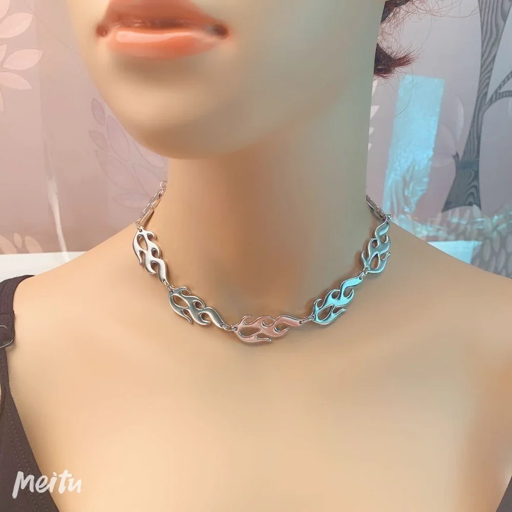 

New Products Europe and America Flame Hip Hop Necklace Punk Bounce Di Trendy Women Necklace Necklace Jewelry Wholesale