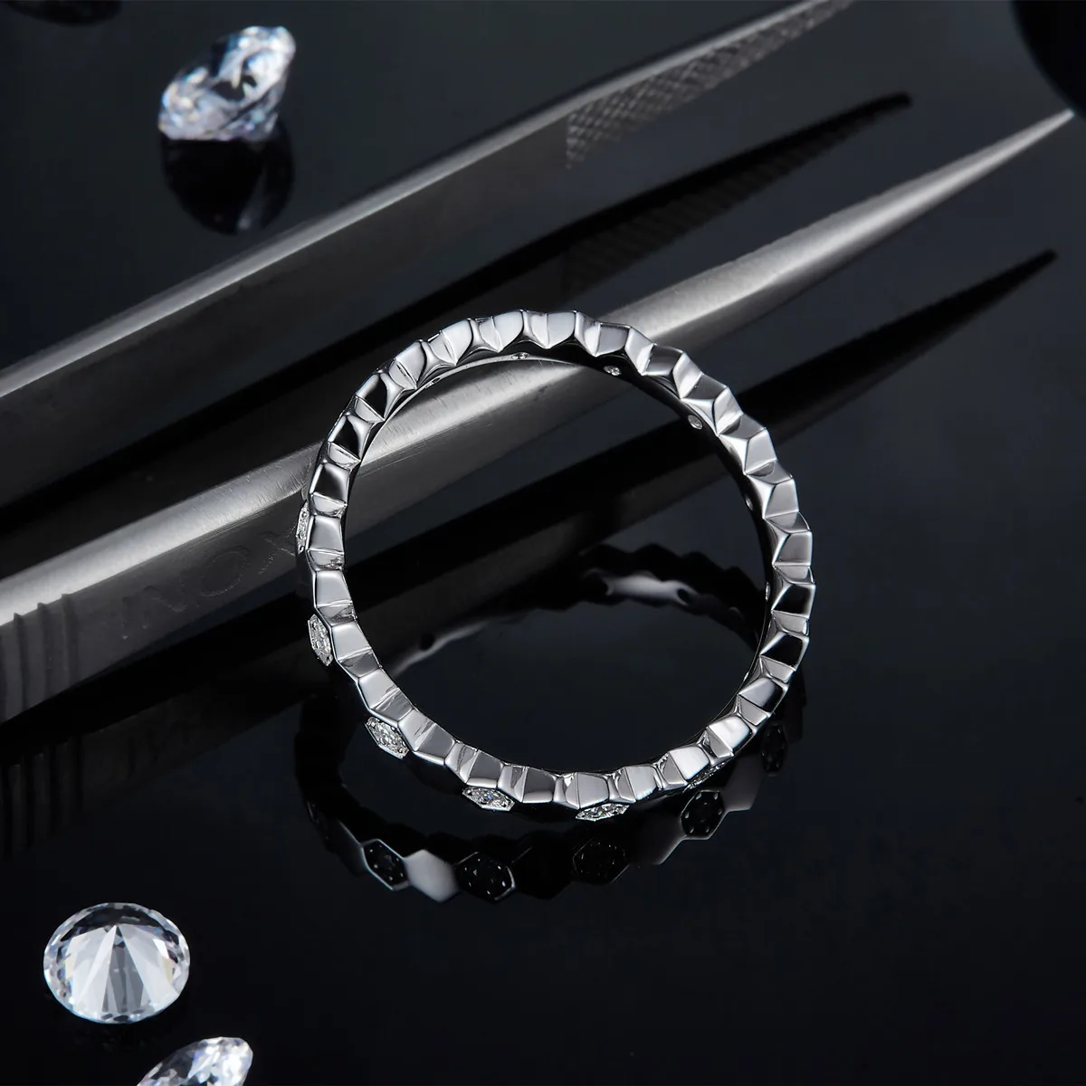 

Shipei 100% 925 Sterling Silver Real Moissanite Gemstone Wedding Band Romantic White Gold Ring For Women Fine Jewelry Wholesale