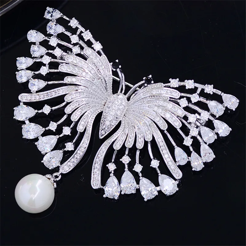 

OKILY Gorgeous Butterfly Brooch for Women Pearl Pin and Brooches Overcoat Silver Color Zircon Animal Broochpin Accessori Jewelry