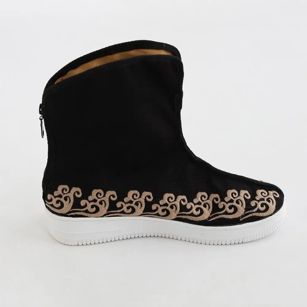 Mens Handmade Kungfu Winter Boots Golden Cloud Embroid Tai Chi Shoes Retro Comfortable Soft Plush Thickened Flats Feet Warmer