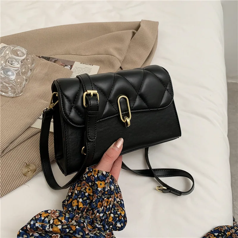 

Womens Handbags Red Summer Style Chain Small Square 2021 New Fashion Versatile Shoulder Messenger Bag Purses