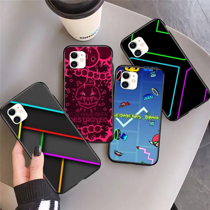 

Hot game Geometry Dash Phone Case For iphone 12 11Pro Max 11 XR XS Max X 8 7 6 6S Plus 5 5S SE 2020 soft Cover Shell