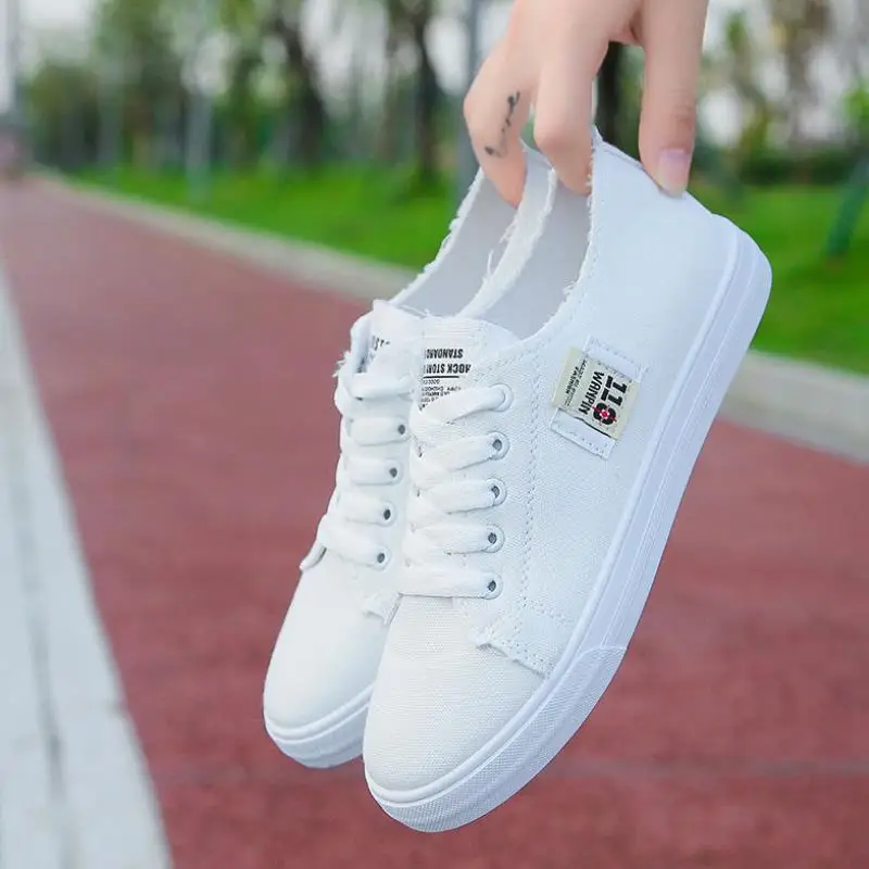 Кроссовки женские холщовые Нескользящие на шнуровке однотонные суперзвездные