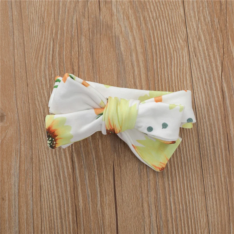 

3Pcs Outfit Set Newborn Baby Girls Clothes Bow Headband Sleeveless Solid Color Romper+Watermelon,Sunflower,Sun Print Shorts