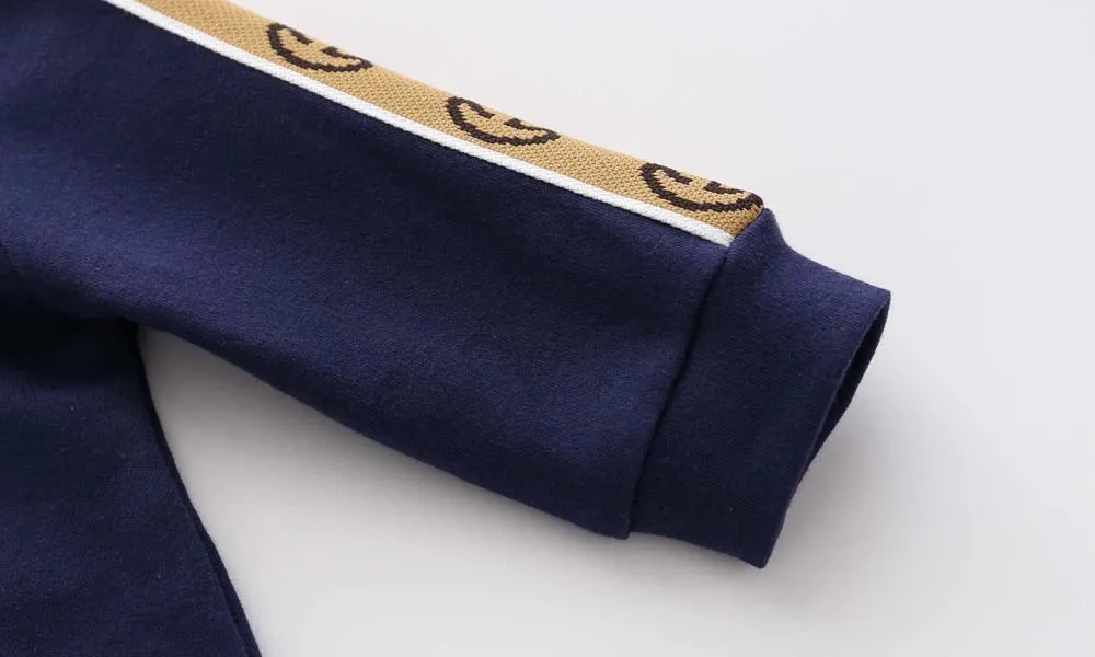 Новый весенне осенний модный брендовый Стиль Одежда для новорожденных темно