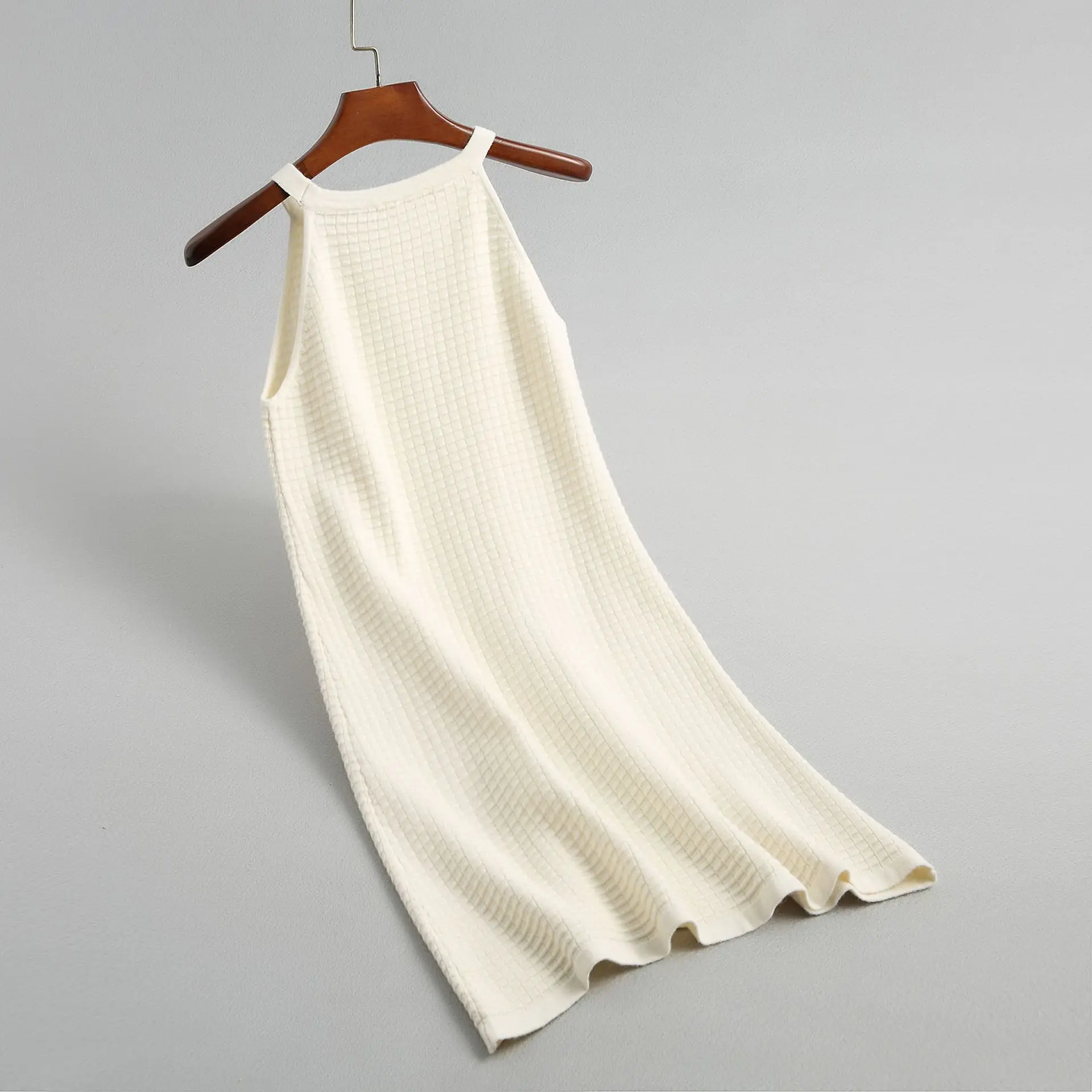 Женский длинный вязаный свитер без рукавов на бретелях зимний женский пуловер