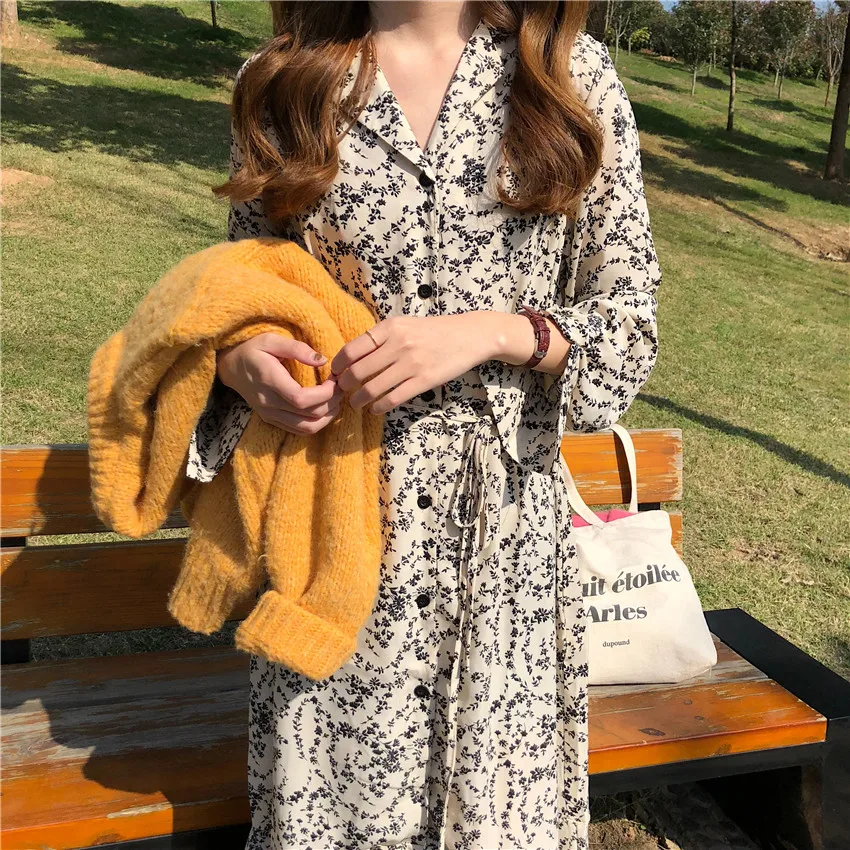 Осенне зимнее черное винтажное шифоновое платье с цветочным рисунком в стиле