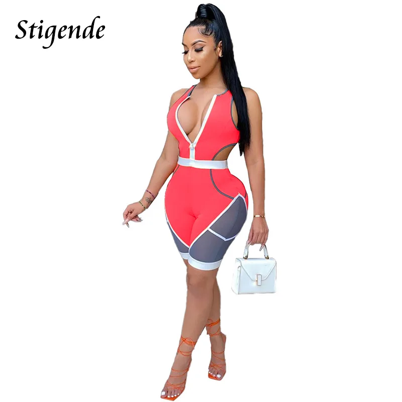 Женский комбинезон без рукавов на молнии с вырезами в стиле пэчворк| |