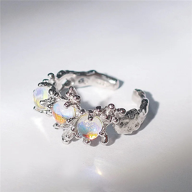 

Exquisite Irregular Silver Color Moonstone Opening Ring for Women INS Fashion Niche Knuckles Rings jewelry Dainty Birthday Gift