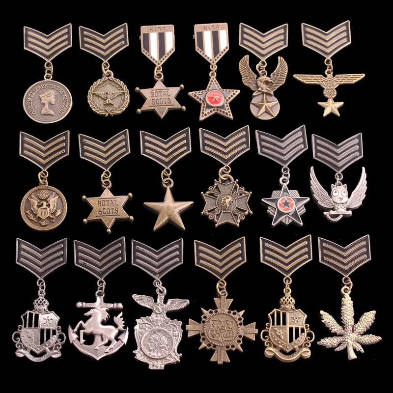 

fashion brooch breastpin Order of Merit college army rank metal badges applique patches for clothing HE-2682