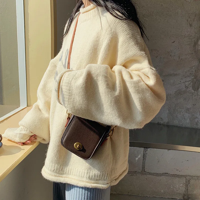 

2021 Autumn and Winter New Korean Style Casual Vintage Retro Small Square Bag Mini Casual Shoulder Messenger Bag for Women