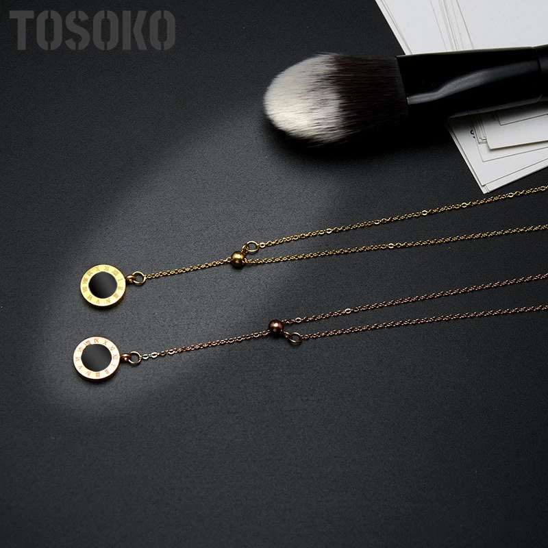 

TOSOKO Stainless Steel Jewelry Sliding Pearl Roman Numeral Black And White Shell Necklace Double Shell Necklace BSP132