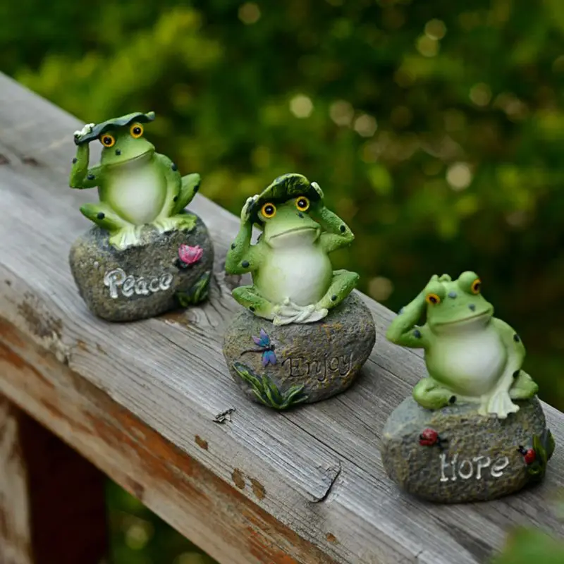 

Mini Fairy garden Animal statue Crafts 5 Inch Frogs Figurine Outdoor arden Cute Letter Model Frog's Miniature Decoration