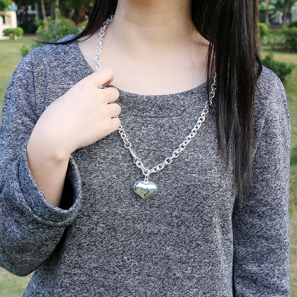 

Smooth Surface Heart-shaped Frame Pendant Charm Women Men Accessories Fashion Jewelry