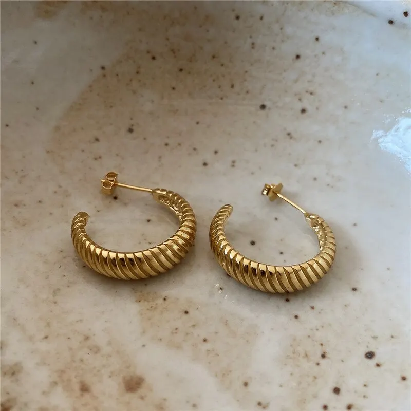 

A00807 Real 925 Sterling Silver Minimalist Punk rock Curved TTwist Stud Earrings for Women Chic Charm Fashion Jewelry Gift
