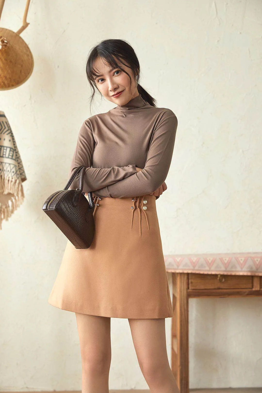 

Solid Basic Long Sleeve Womens Tshirt Casual Black White Fashion Crop Top T Shirt Ladies Fashion Korean Tee Shirt