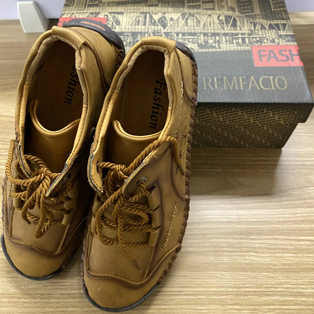 

REMFACIO New Leather Men Boots Outdoor Men Casual Shoes Leather Comfortable Ankle Men Shoes